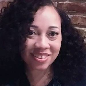 Meet your Posher, Connie